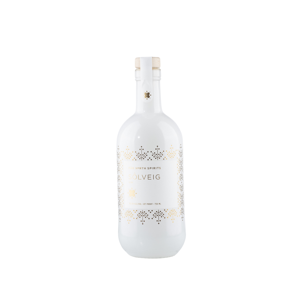 Solveig Gin NV Bottle Front